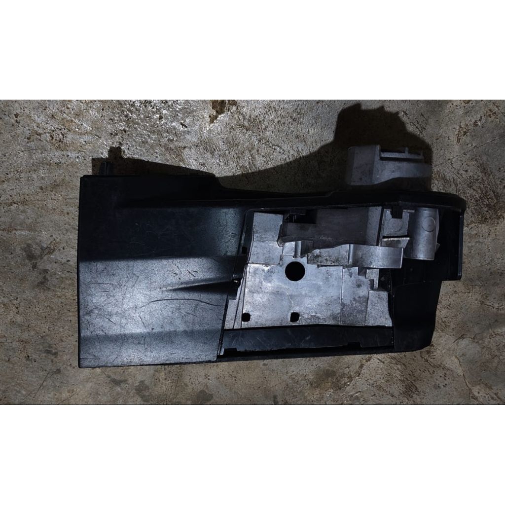 kaki spion hiace  premio