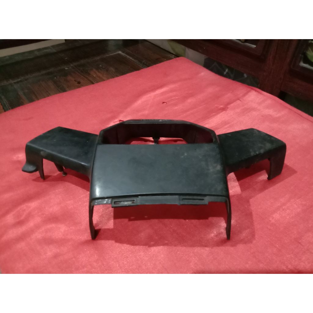 Cover Batok Atas Suzuki RC100 Bravo Spirit DK Original