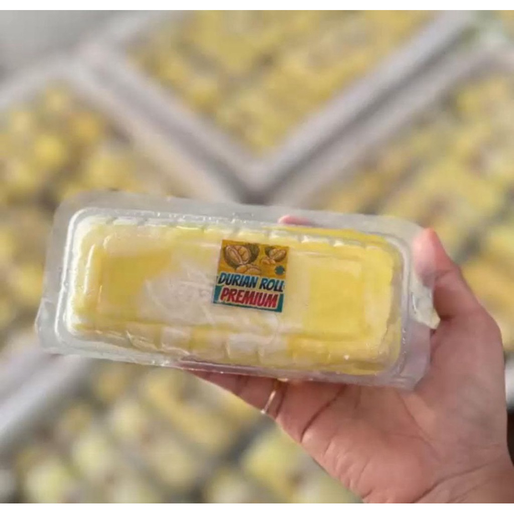 

Durian roll premium
