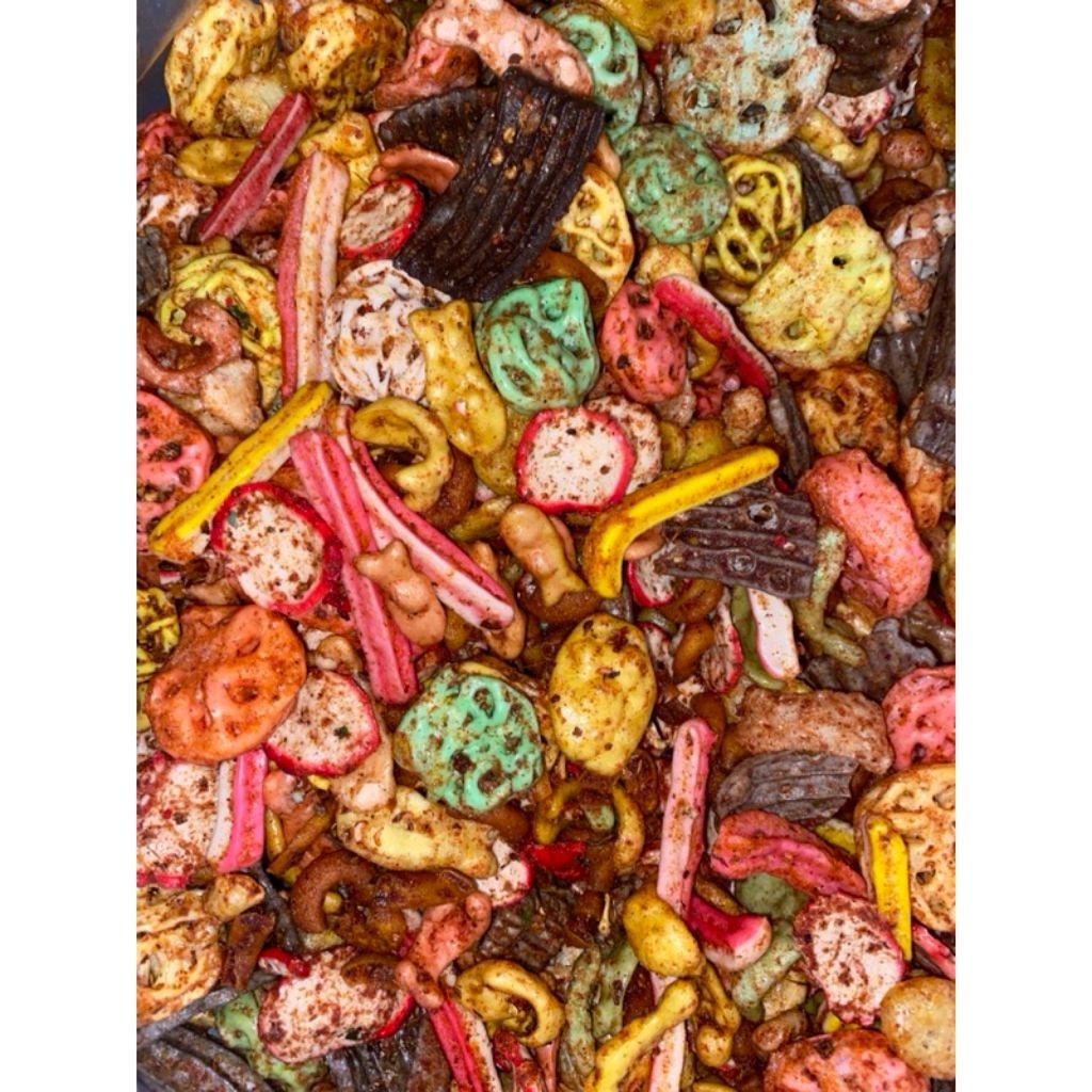 

seblak kering campur kerupuk beton mawar rafael jengkol Dan lain lain