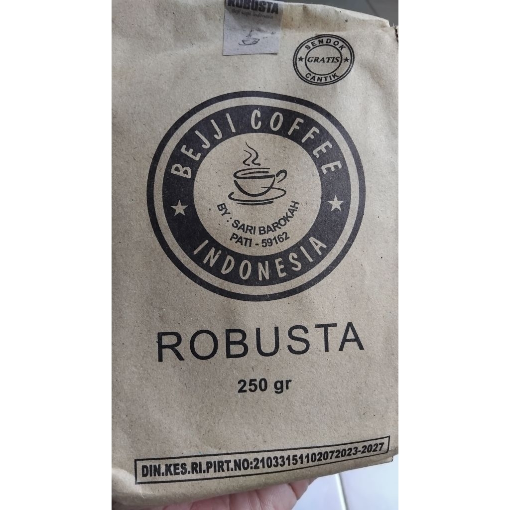 

kopi robusta bubuk per 1 bungkus 250gr. pesan 4 bungkus 1kg.lebih hemat di ongkir