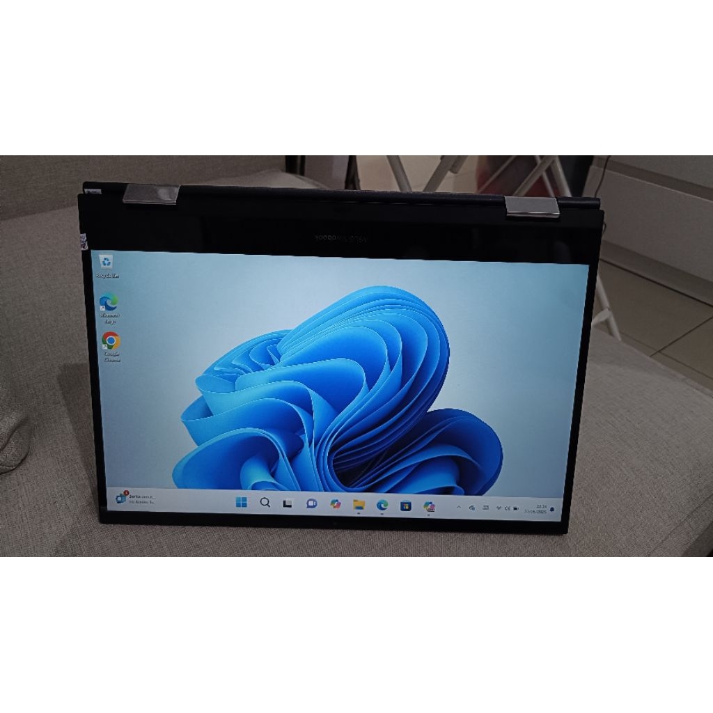 Asus Vivobook Flip 14inc touchscreen