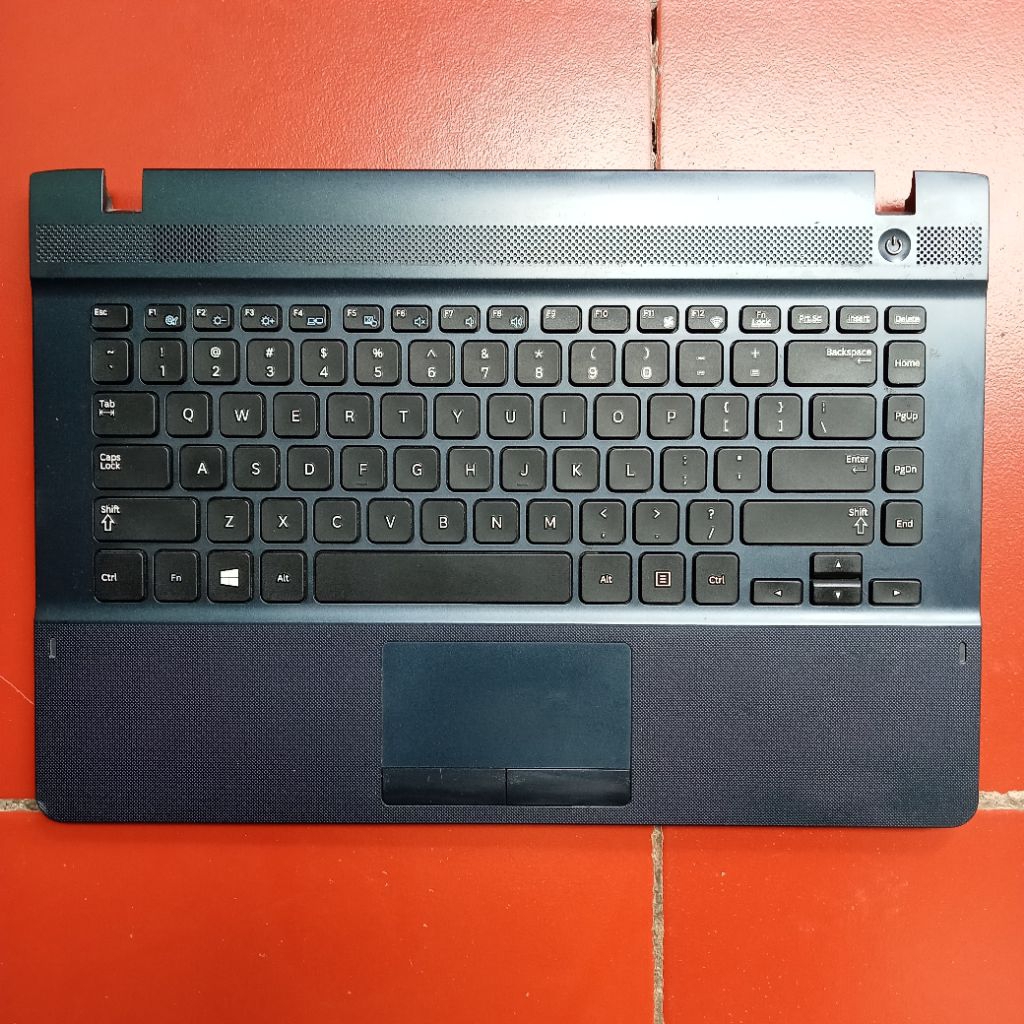 Casing Samsung NP270 Samsung NP275 Bagian Atas Casing Laptop Samsung Palmrest