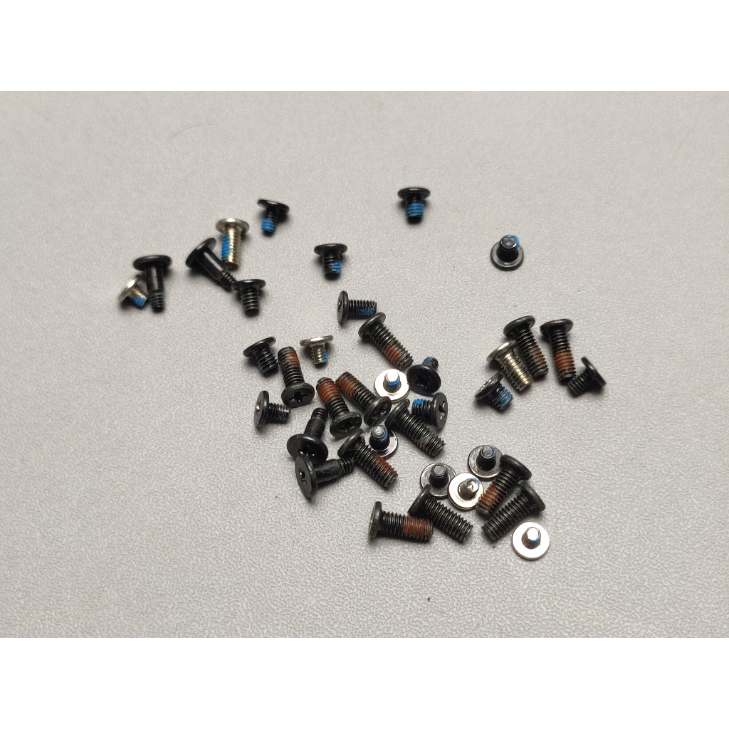 ET52 BAUT-TOS-17 BAUT SET LAPTOP TOSHIBA SATELLITE L735 BAUT ONLY