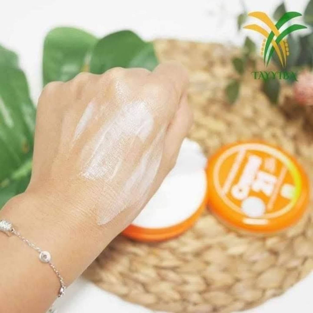 Cream 21 Moisturizing Cream 21 Vit E Original Cream All day cream 21 cream bisa melembabkan sebagai 