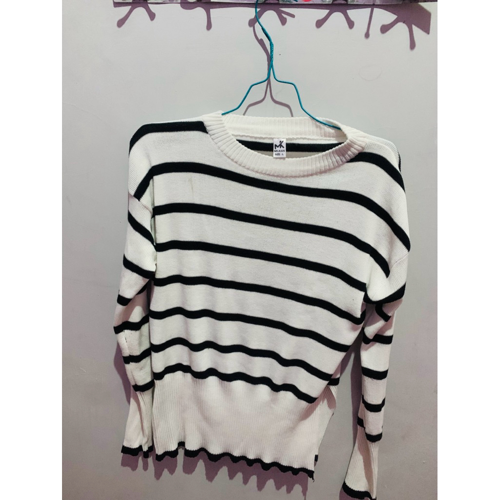 PRELOVED || BAJU LENGAN PANJANG WANITA KEKINIAN OOTD / BAJU GARIS HITAM PUTIH 2025 / KAOS PANJANG WA