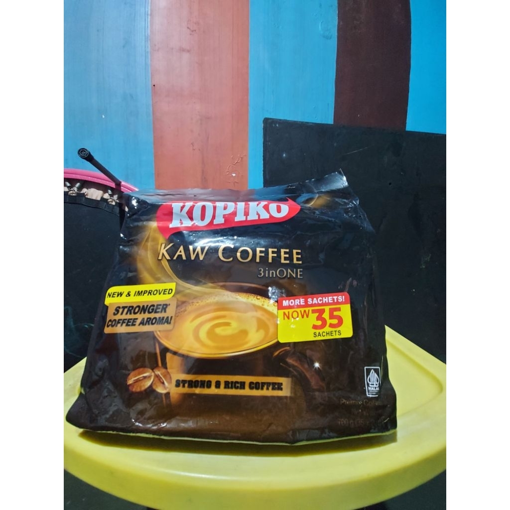 

Kopiko Kaw Coffee 3in1 (35x20gr) Kopiko Kaw Coffee Strong and Rich Coffee