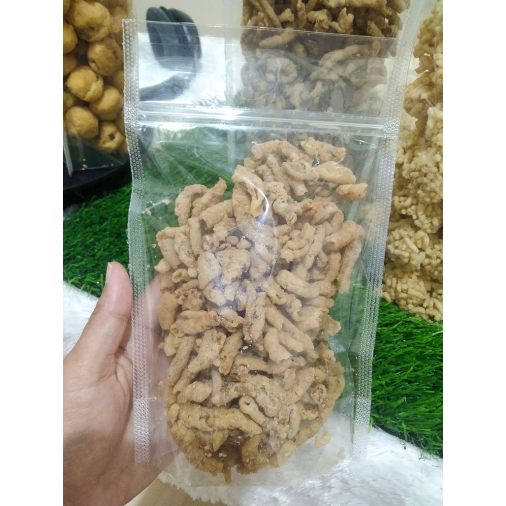 

usus crispy goreng kriuk renyah gurih 125g / snack kiloan / cemilan camilan jajanan makanan ringan murah meriah / pusat oleh-oleh solo