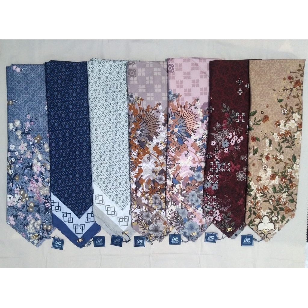 Jilbab Jumbo Segiempat Motif Kekinian Premium Hijab Syar'i Pouch Umama Scarf 130x130