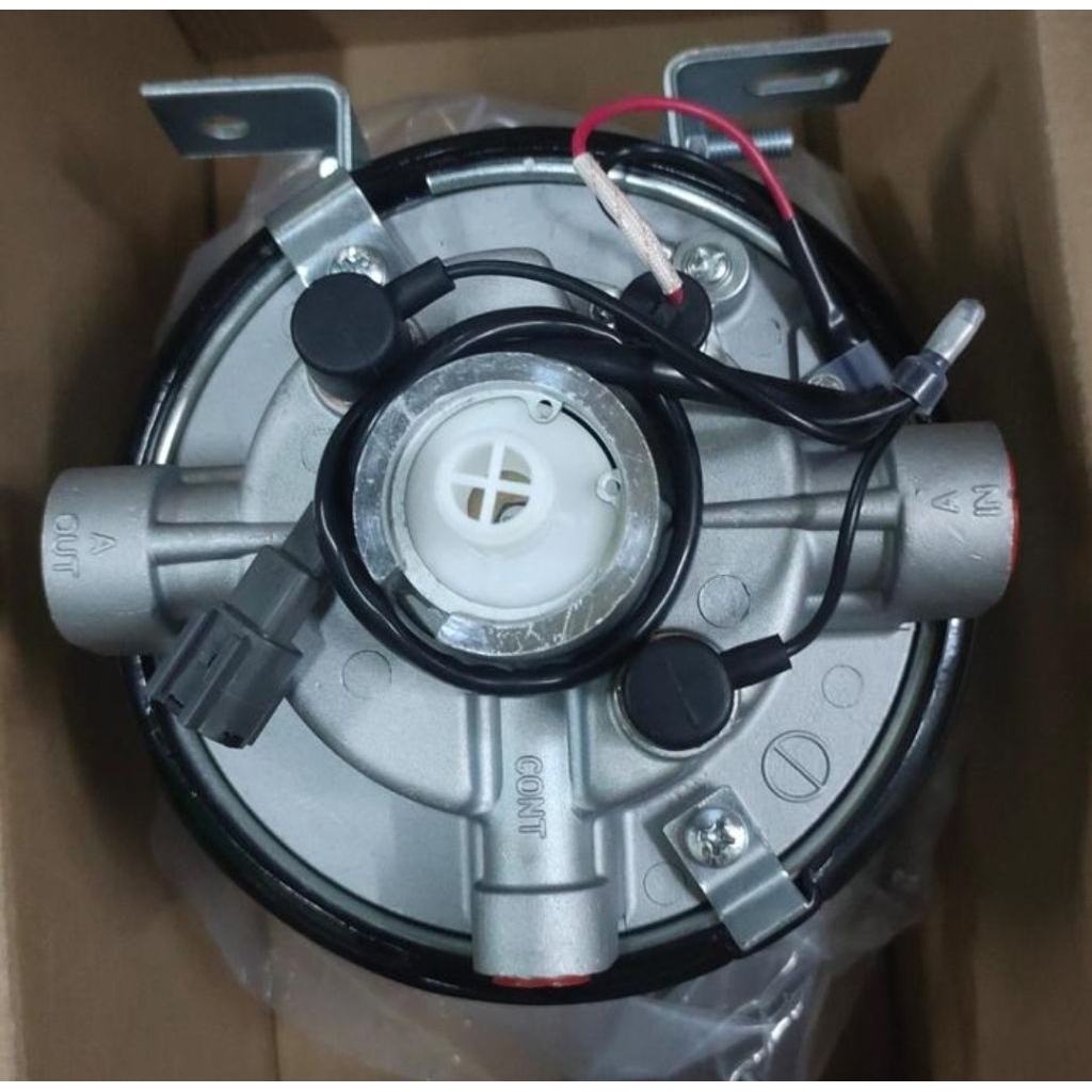 AIR DRYER ISUZU GIGA 240 BRAKE AIR MASTER AIR DRAYER GIGA 240PS OEM