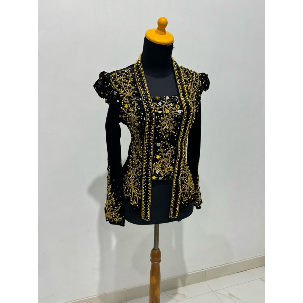 kebaya atasan bludru full payet/atasan bludru pengantin