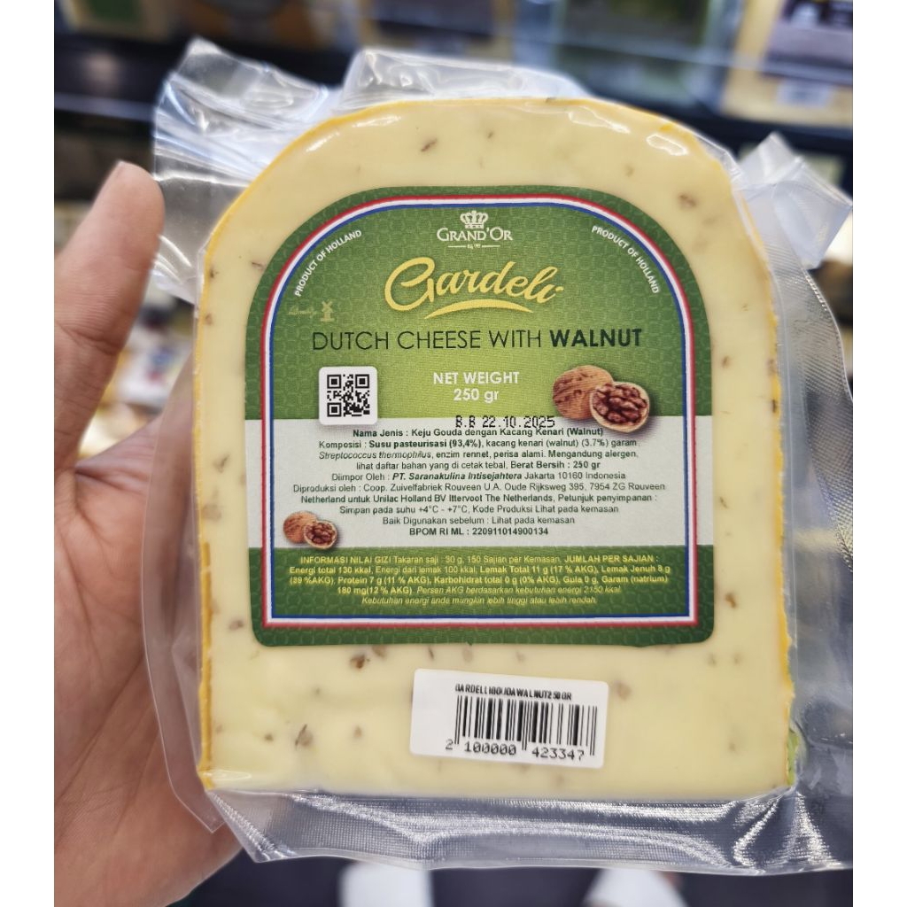 

Keju Grandor Gardeli Dutch Cheese With Walnut / keju gouda dengangn kacang kenari / 250 gr