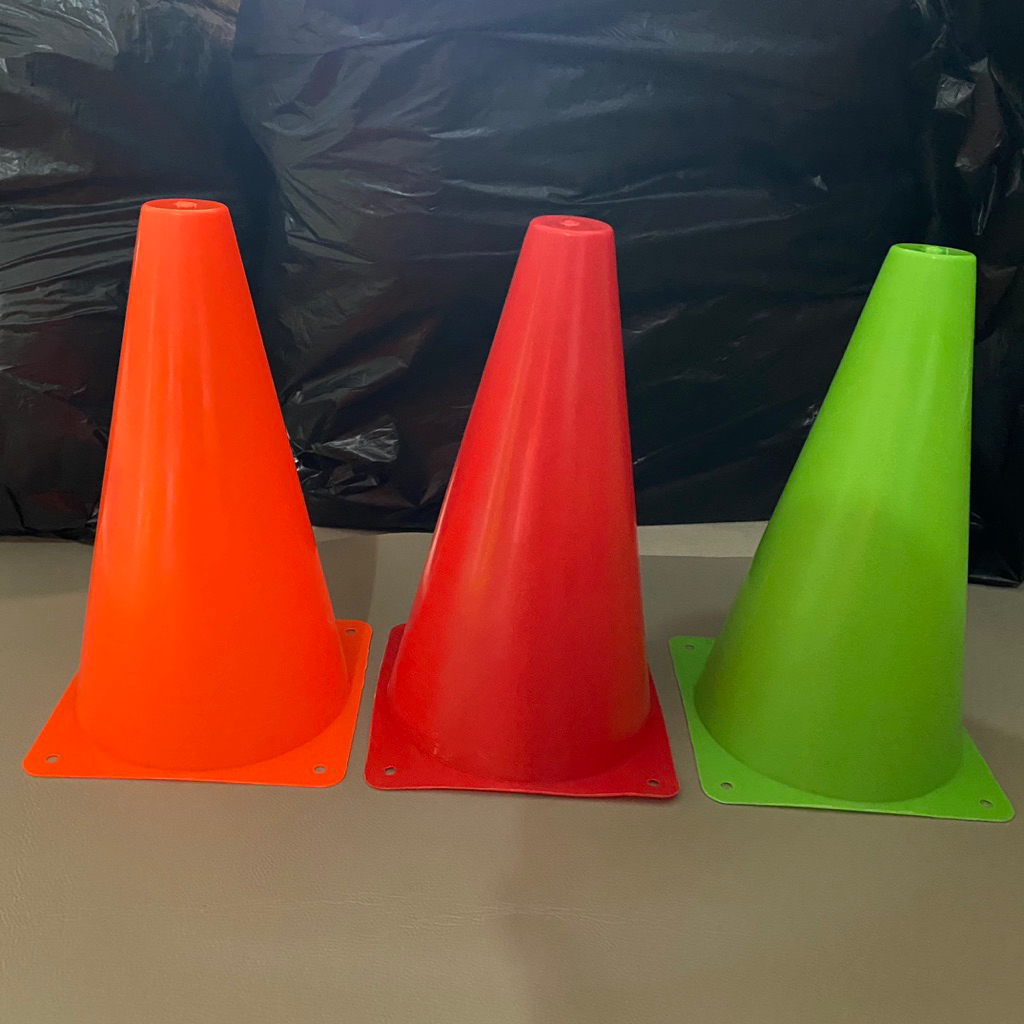 Cone Kerucut 23Cm / Cone Kerucut Marker Alat Latihan Olahraga