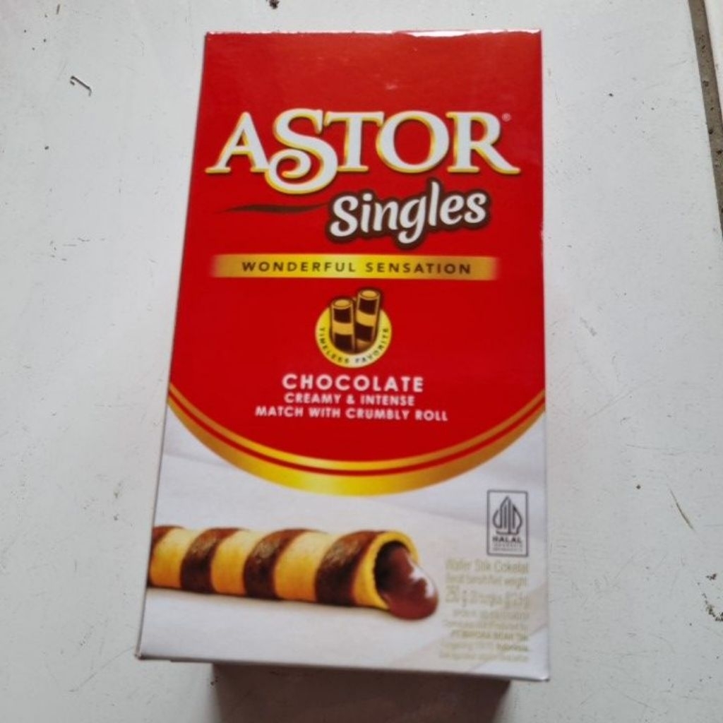 

Astor Singles Chocolate ( 1 Box 20 pcs x 12,5 g )
