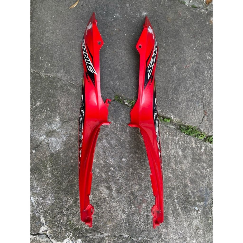 Cover Body Belakang Body Samping Kanan Kiri Honda Sonic 150 Original