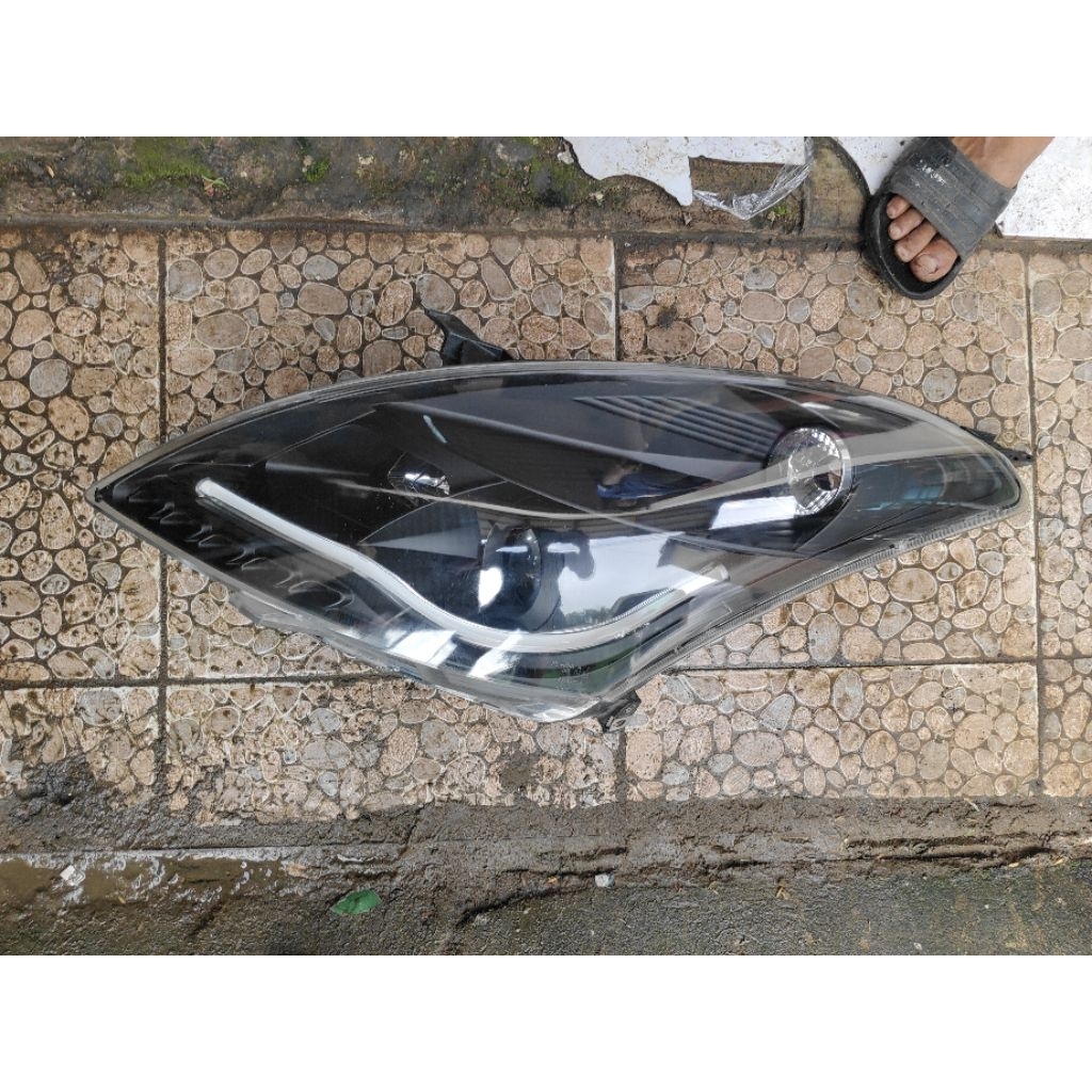 headlamp lampu depan kiri suzuki swift sport zc32s  zd32s model black angelic style xenon frojektor 