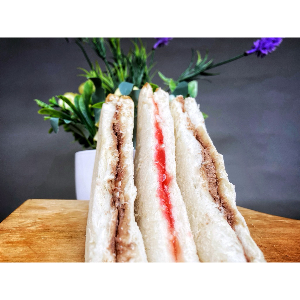 

Sandwich Selai Roti Naf’a – Roti Lembut Isi Selai Manis, Camilan Murah Mulai 2,5K