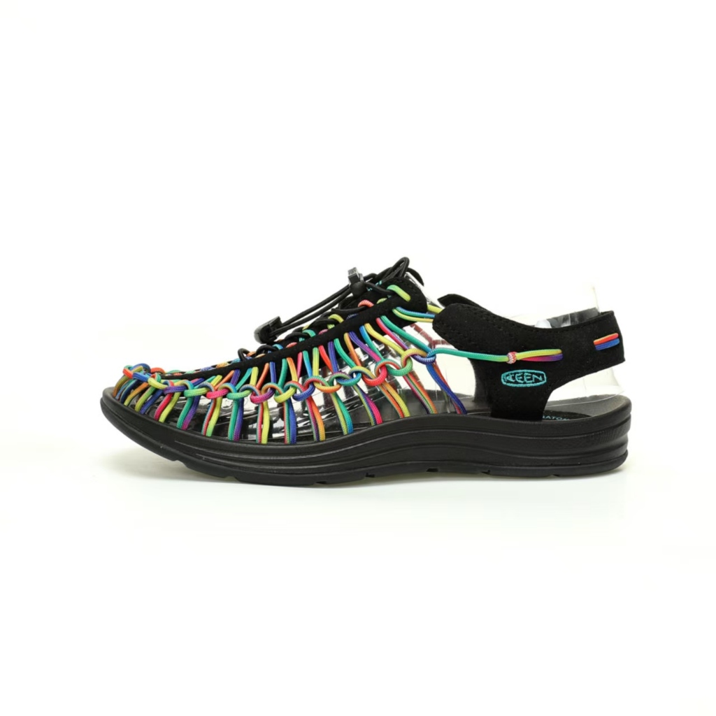 KEEN Uneek trendy outdoor casual simple sandals, river tracing shoes for men/women, black