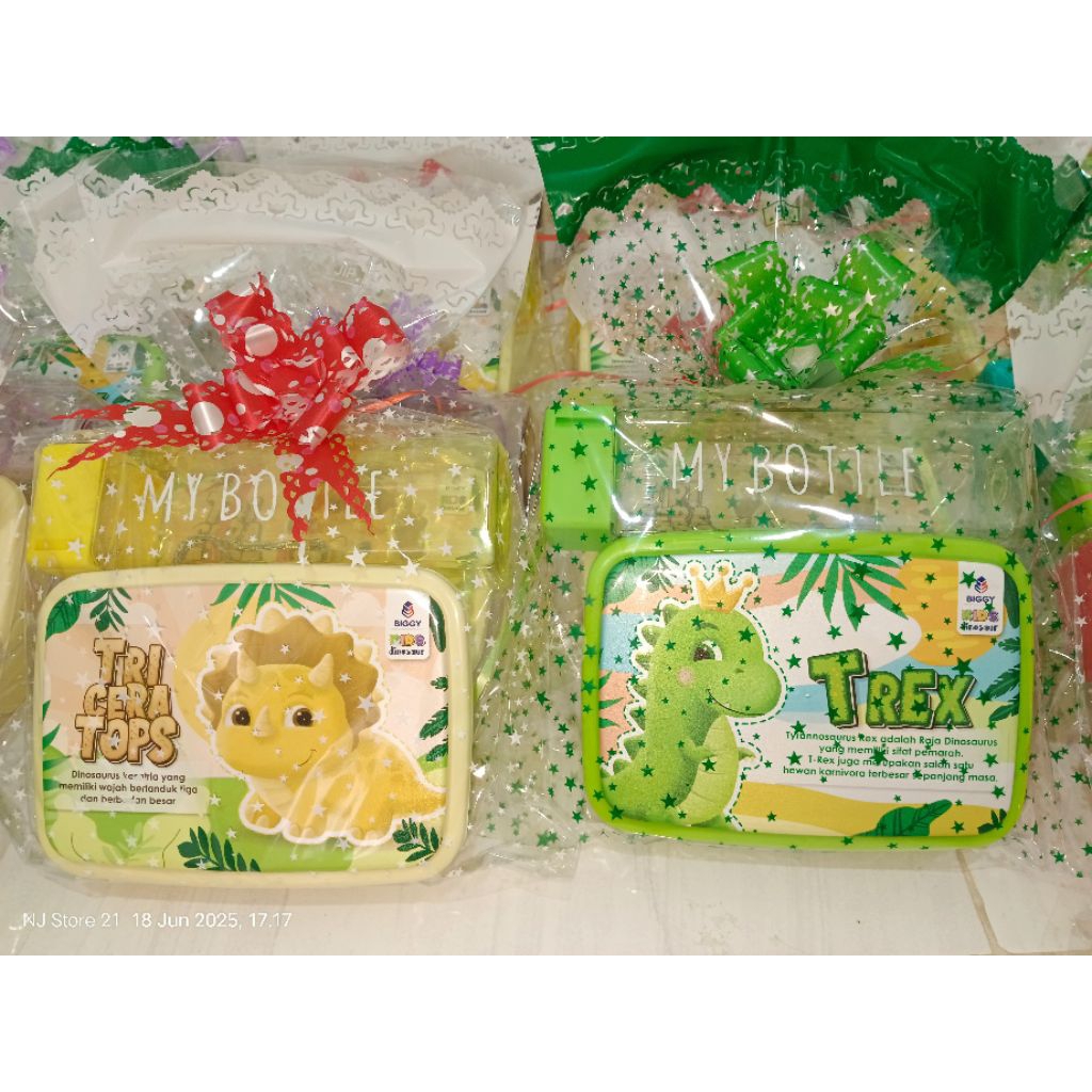 Souvenir tempat bekal + botol minum