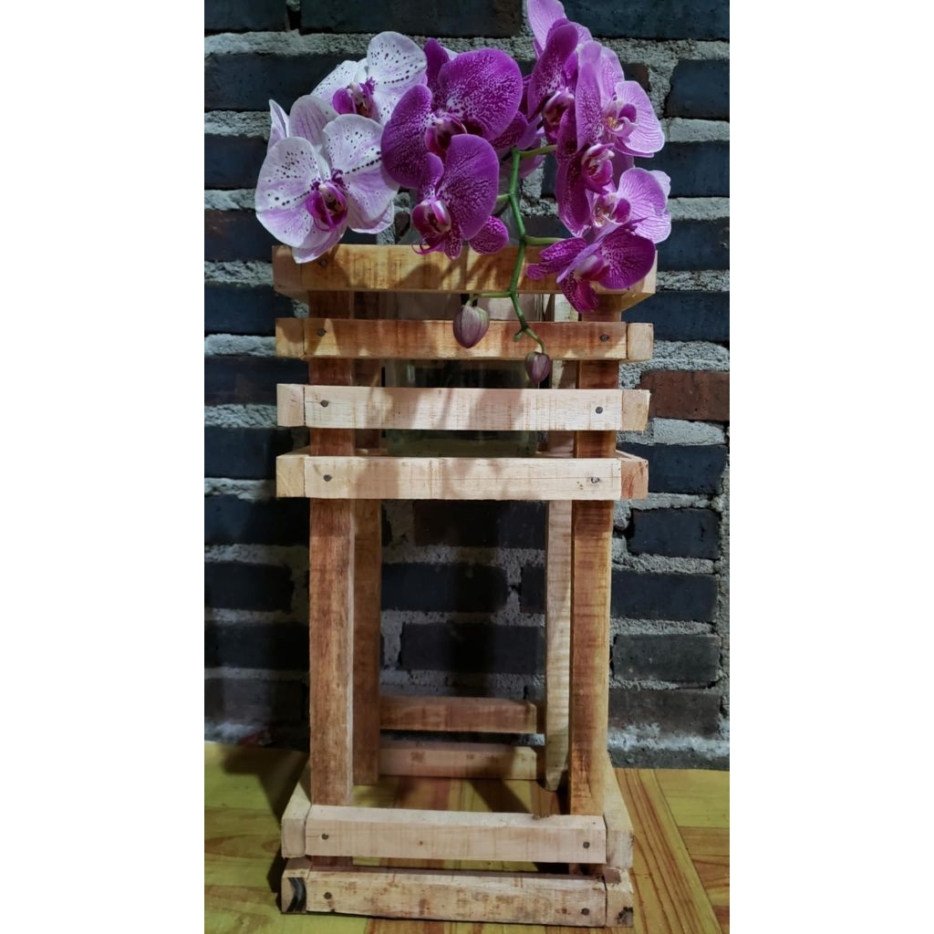 pot anggrek batang kayu model tiyang