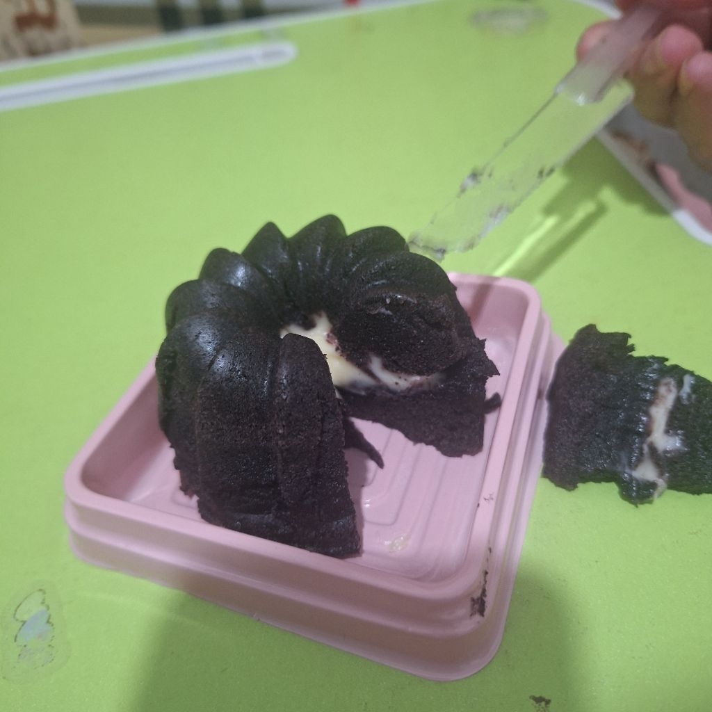 

Bolu Ketan Hitam Lumer