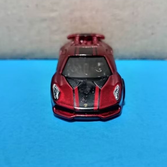 Hot Wheels Exotics 5-Pack '18 Lamborghini Sesto Elemento