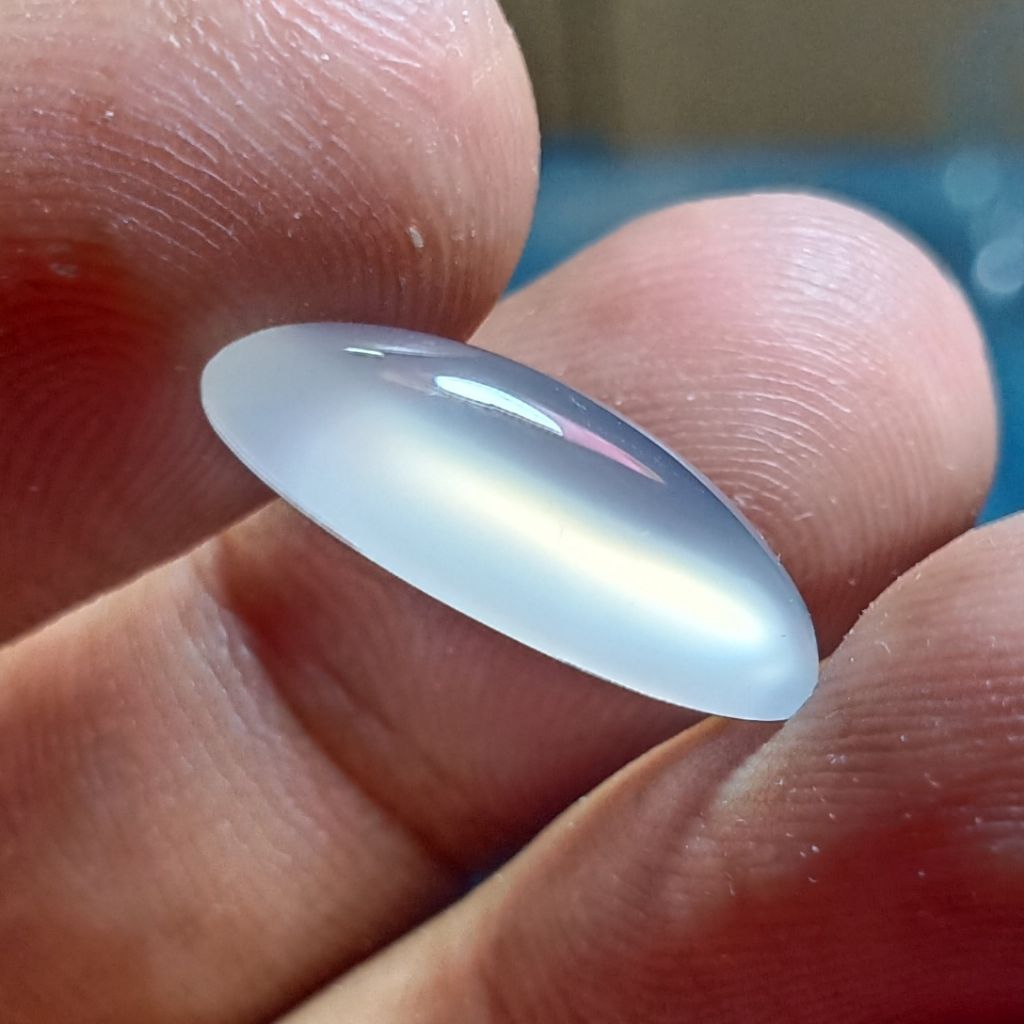 Batu Anggur Chacedony Kristal Bergiwang. Bukan Batu Bacan doko