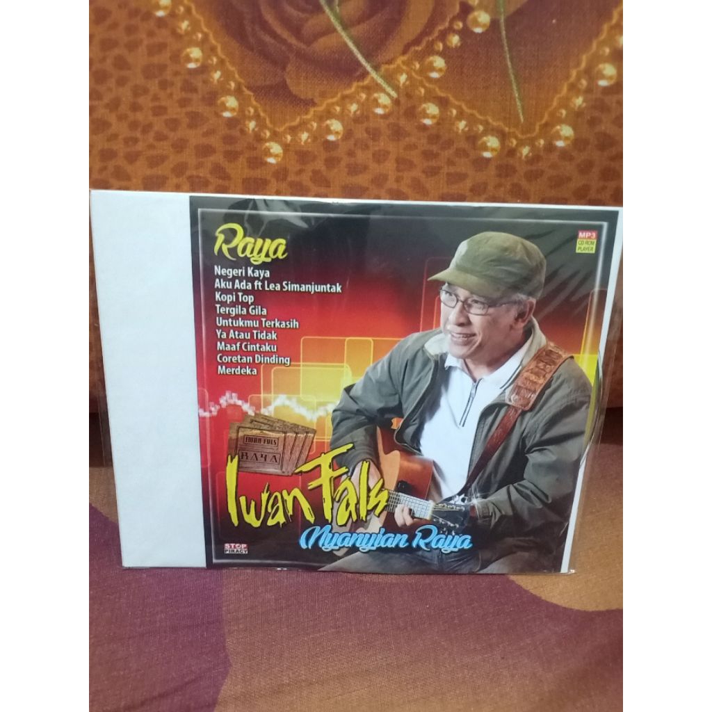 MP3 IWAN FALS NYANYIAN RAYA