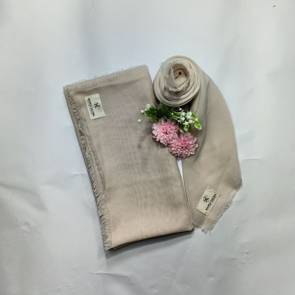 Hijab Segi Empat Polycotton (Warna Ivory)