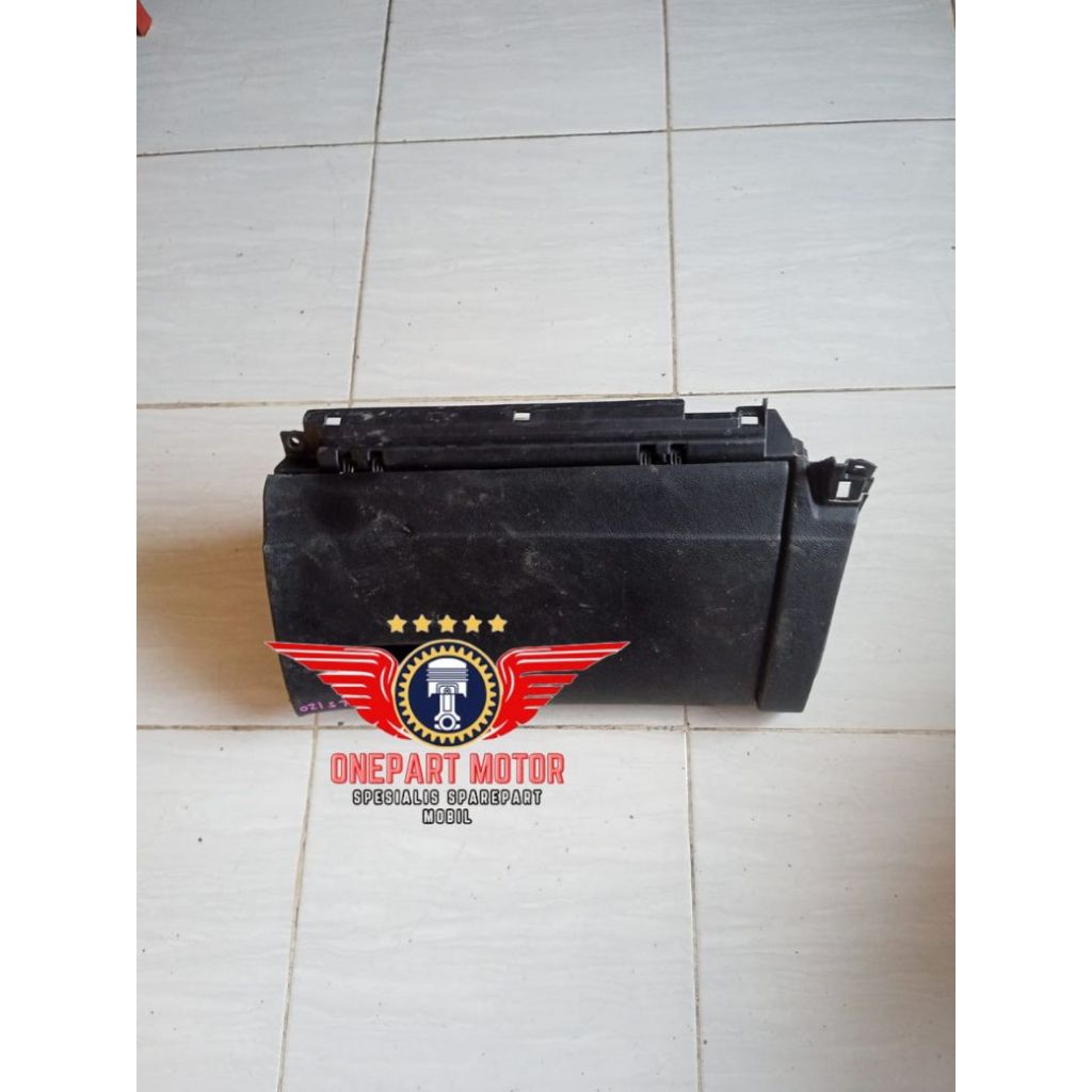 Laci dashboard harrier 2az original