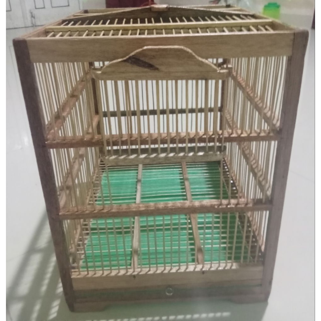 sangkar kotak burung kecil