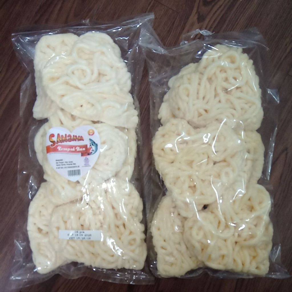 

KERUPUK LOVE IKAN SANJAYA