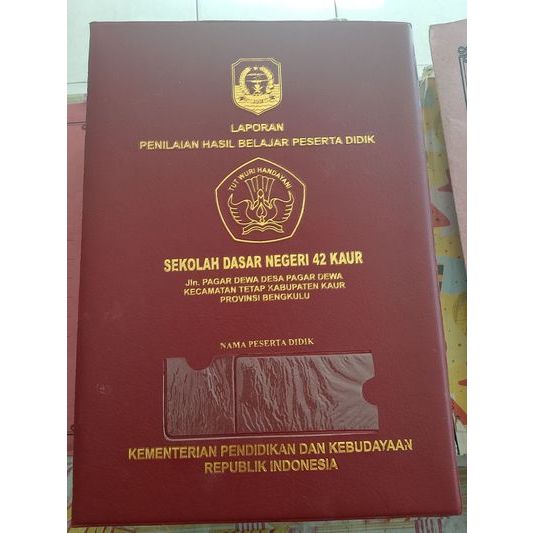 

Biaya Cetak Sampul Raport embos