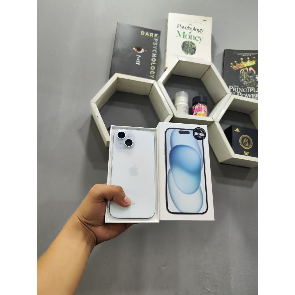 Iphone 15 128Gb Ibox Fullset Original 1 Bulan Pakai Siklus 15X Superlikenew