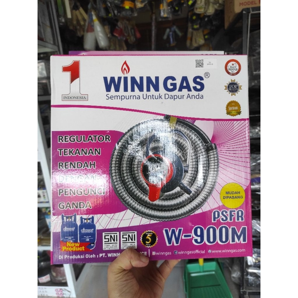 Regulator tekanan rendah  Winggas + selang W -900M dengan pengunci ganda