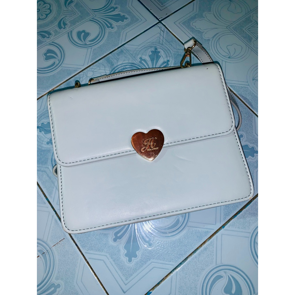 PRELOVED TAS JIMS HONEY