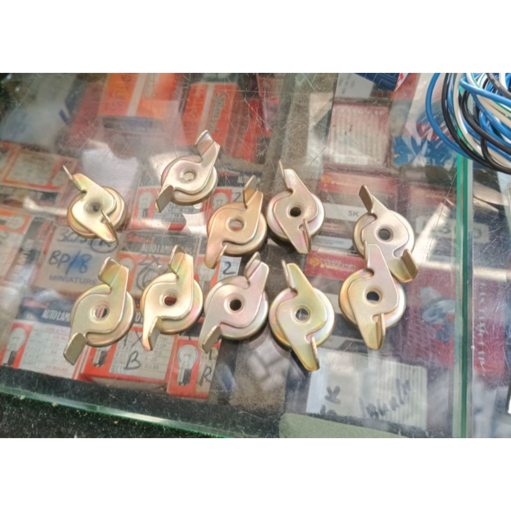 mur kupu kupu baut rumah saringan filter udara kijang super grand Rover dan kijang kapsul