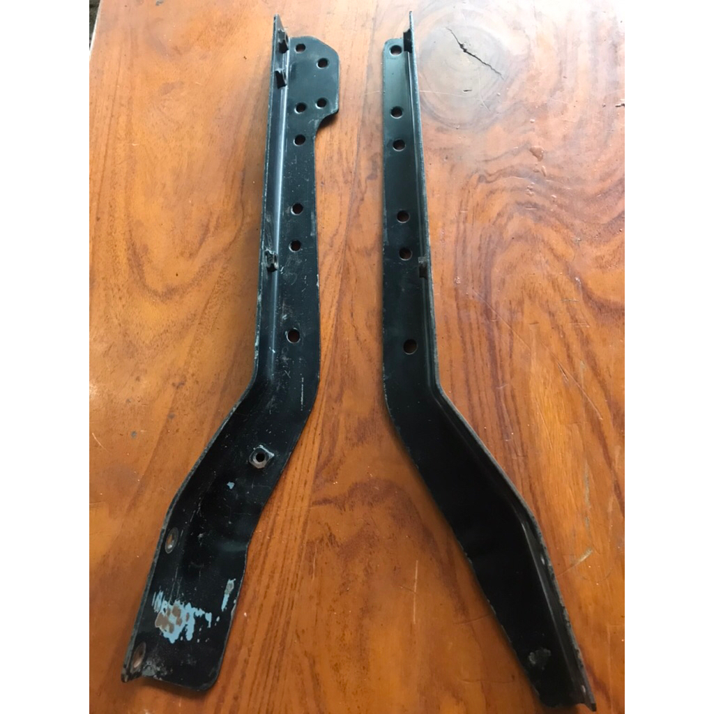 breket radiator jimny katana