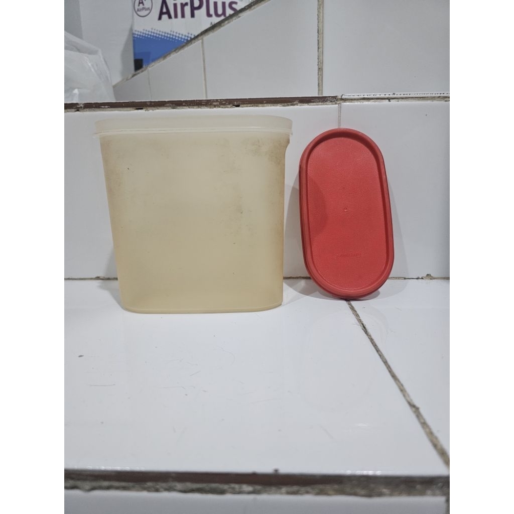 toples tupperware 1,7liter