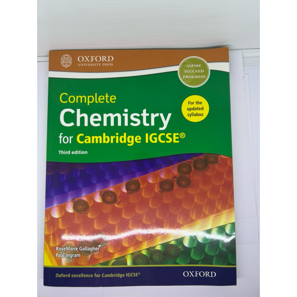 IGCSE Chemistry coursebook 3rd edition bekas