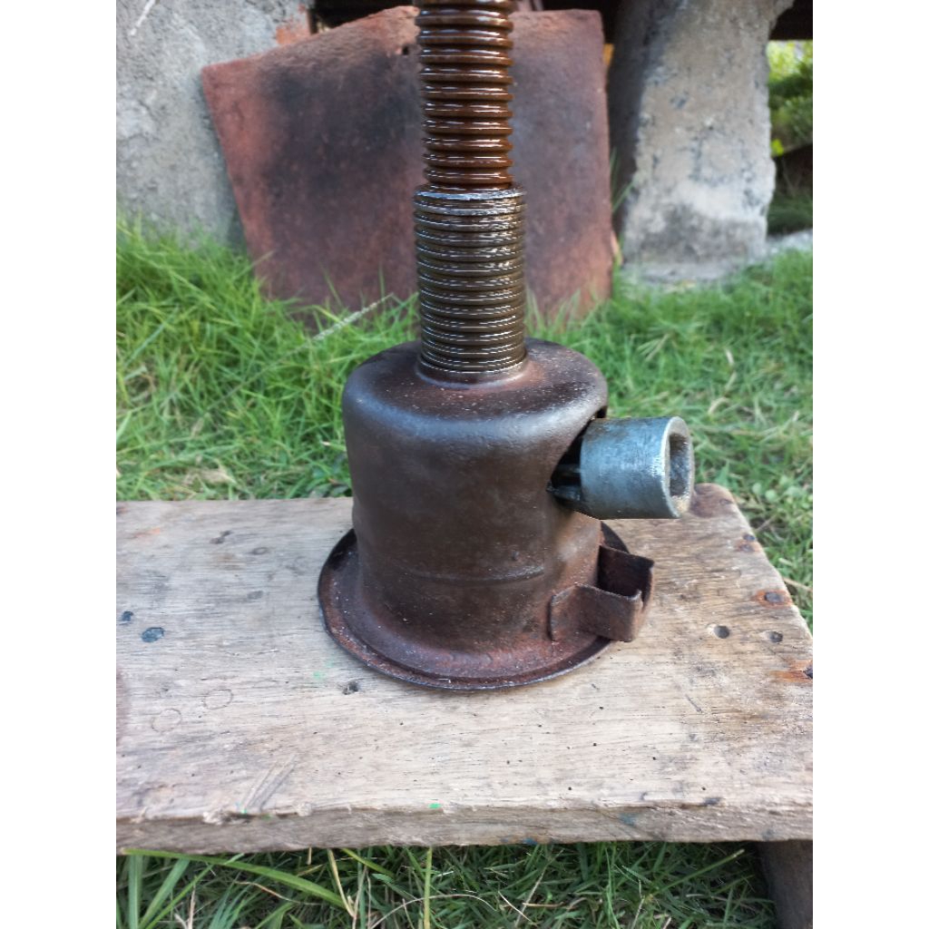 dongkrak botol ulir mobil holden retro jadul antik kuno