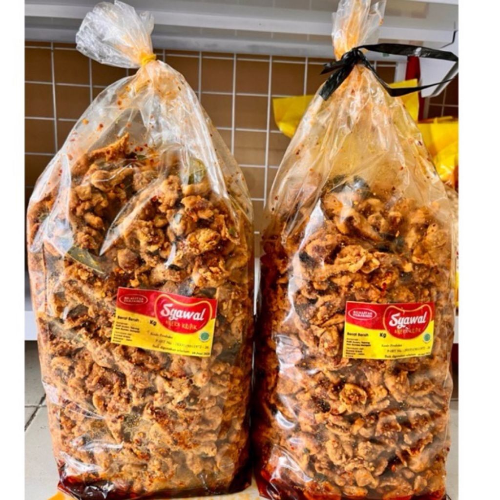 

Keripik kulit ayam pedas cikruh daun jeruk / kripik Kulit ayam original daun jeruk 500gr 1kg 2kg murah