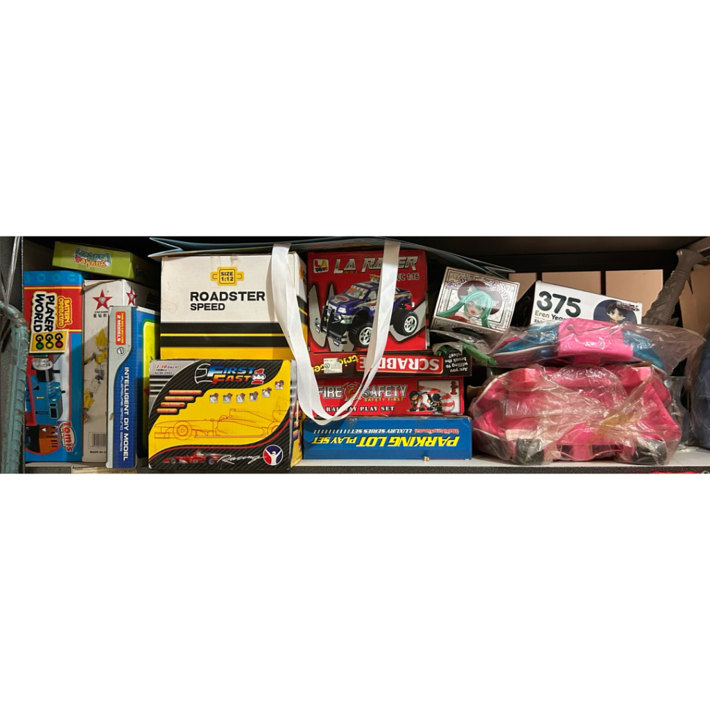 (BACA DESC) preloved mainan anak-anak, board games scrabble, mobil-mobilan, snake ladder, tas dorong