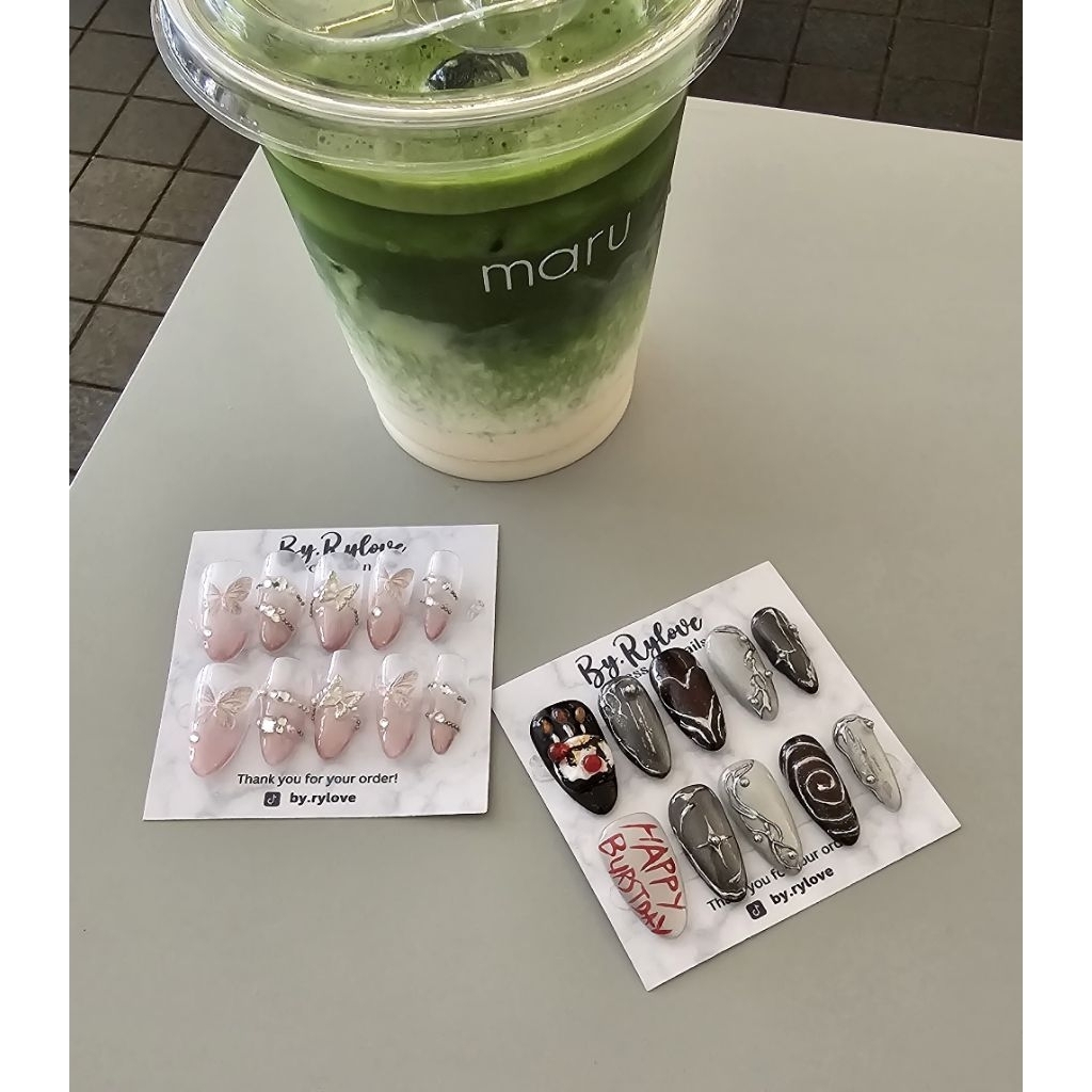 SEVENTEEN Press On Nails Cat Eye premium