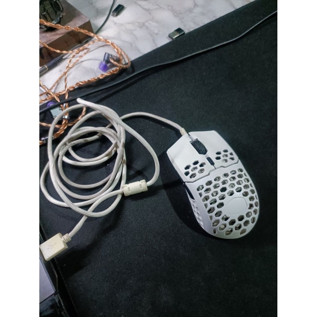 Mouse COOLER MASTER MM710