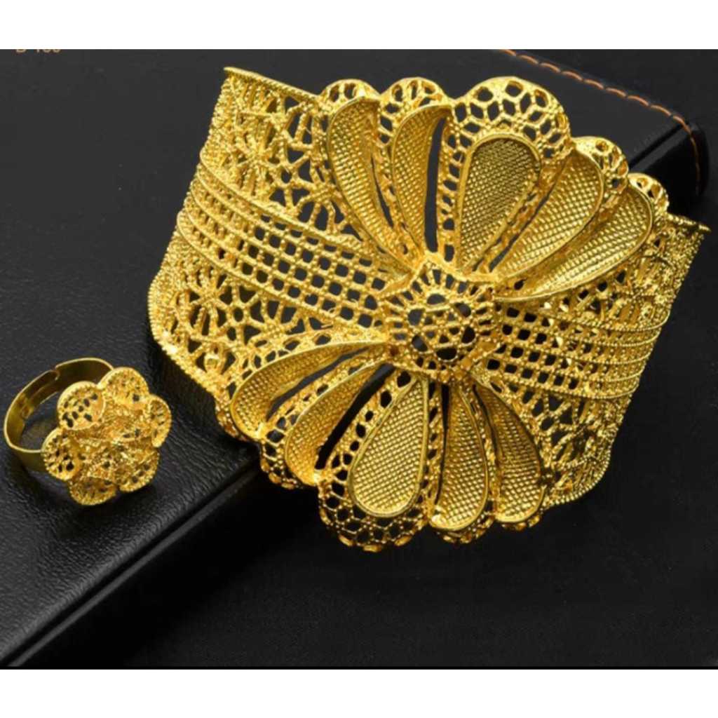 Set Perhiasan Wanita Gelang Bangle Dan Cincin Kendari Warna 24k Titanium