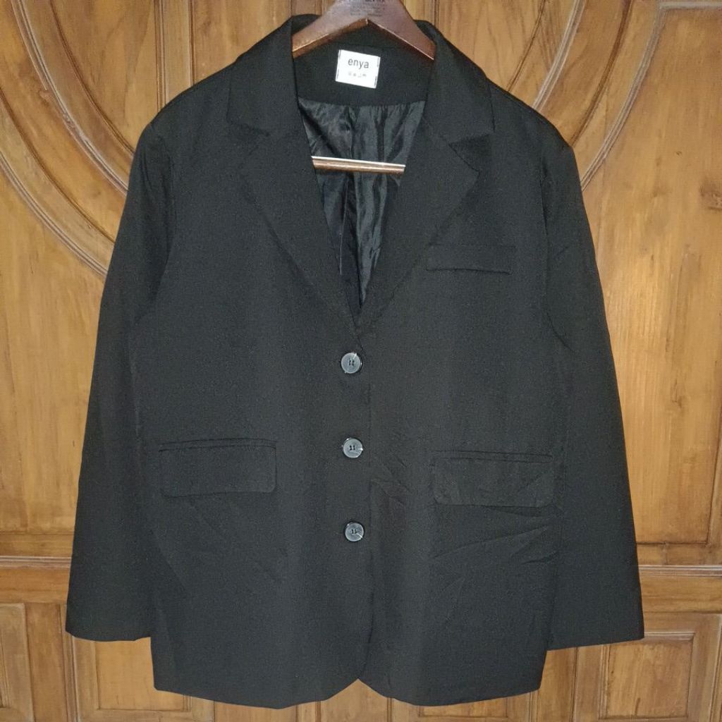 PRELOVED ENYA Blazer Formal Wanita Hitam Bigsize LD 108