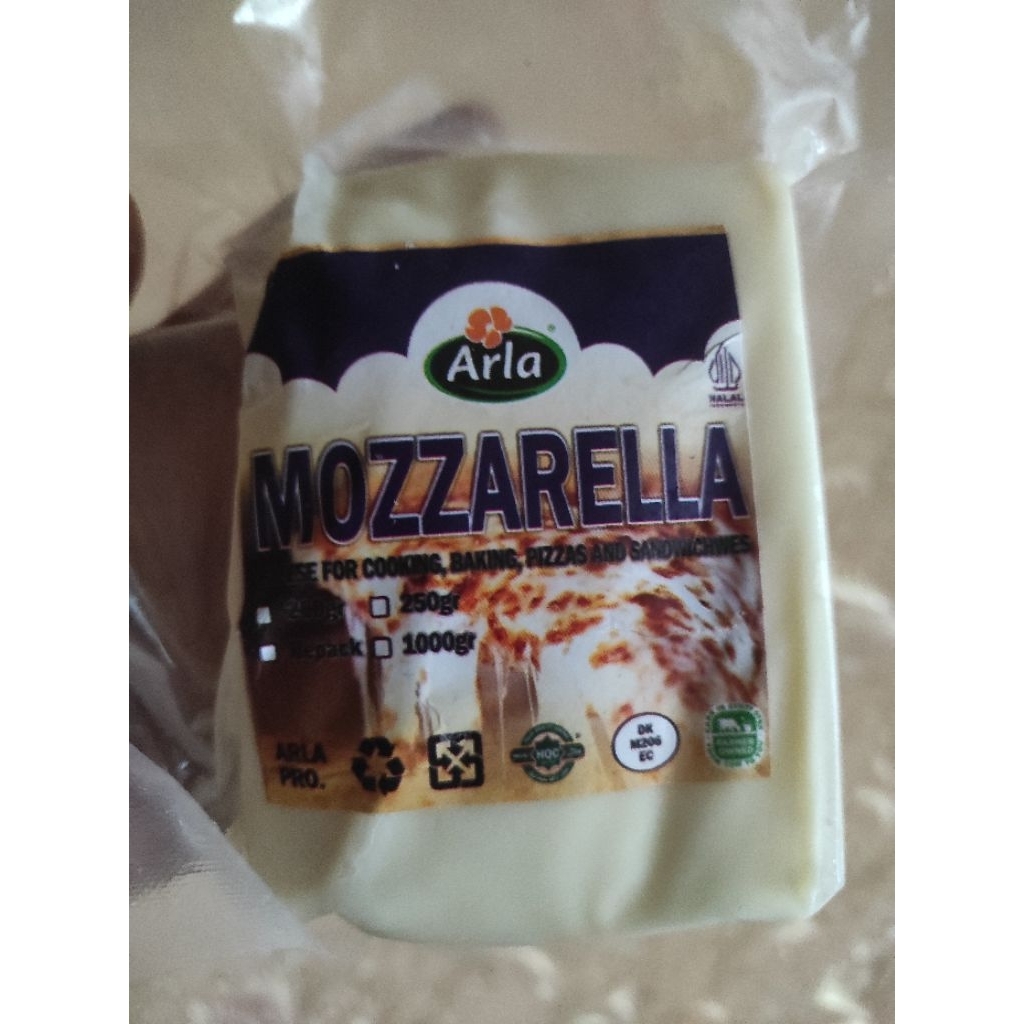 

KEJU ARLA MOZARELLA/KEJU MOZARELLA 200GR