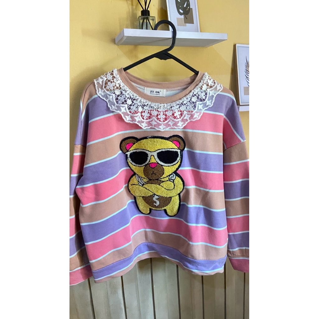 sweater boneka lucu oversize