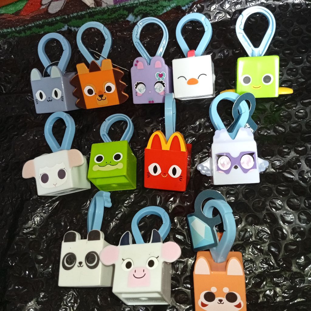 happy meal toys pet simulator set
